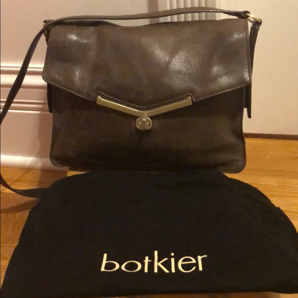 Brown leather Botkier purse, medium size